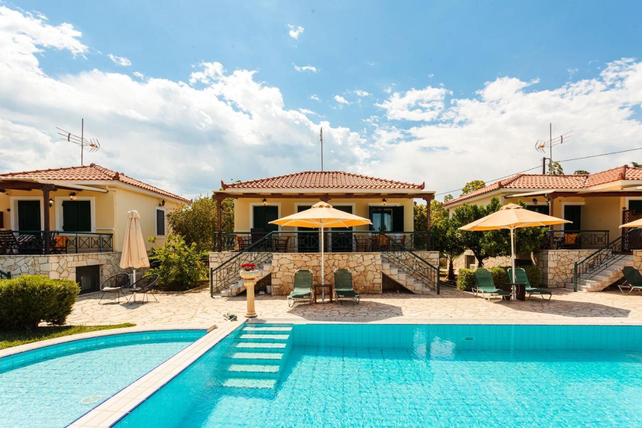 Dukes Poolside Houses Parálion Ástros Exterior foto