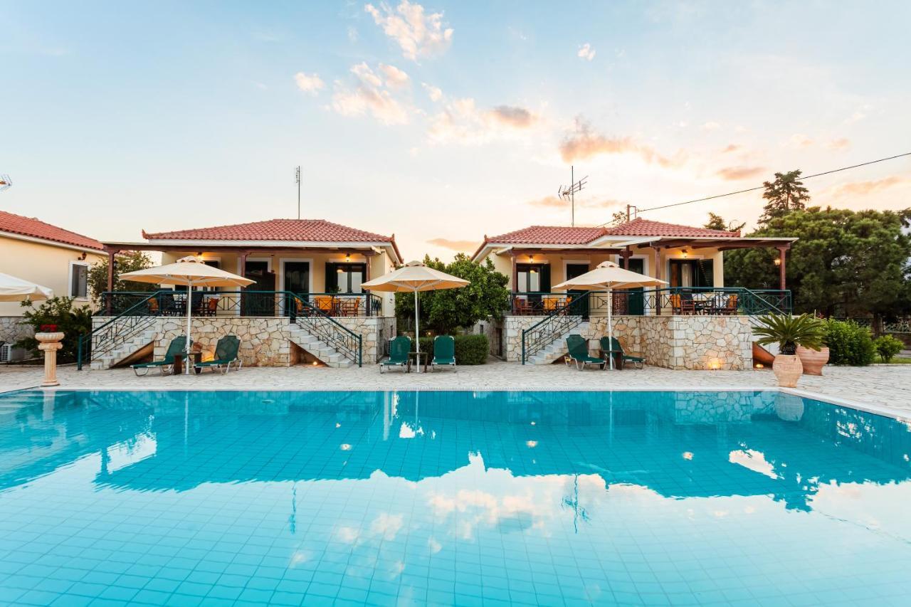 Dukes Poolside Houses Parálion Ástros Exterior foto